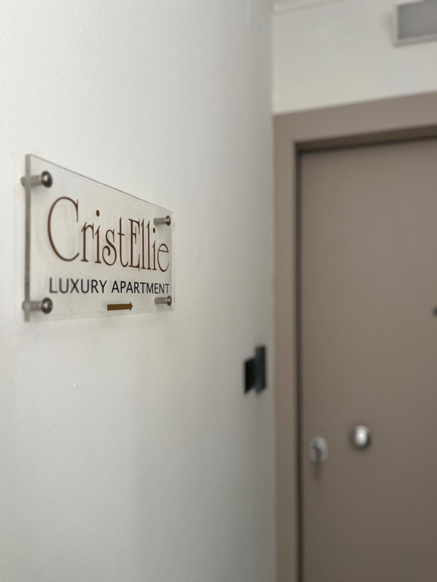 Christellie Luxury Apartment Kiáton Eksteriør bilde
